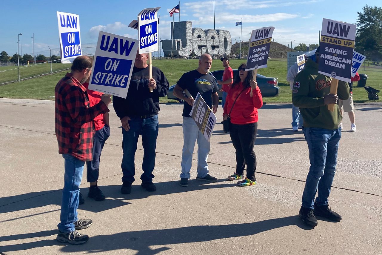 UAW Strike Expands As Impacts Grow